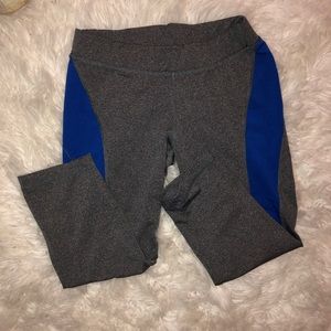 Athletic mid-leggings